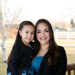 Meet your Posher, Perla